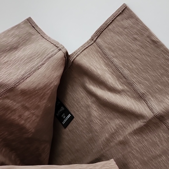 NWT Buffalo David Bitton Taupe Crew Neck Long Sleeves Top 100% Cotton Size L - Picture 6 of 9